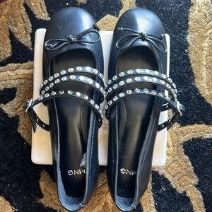MANGO MNG Women’s Silver STUDDED Black BALLET FLATS WITH STRAPS Size 35/5